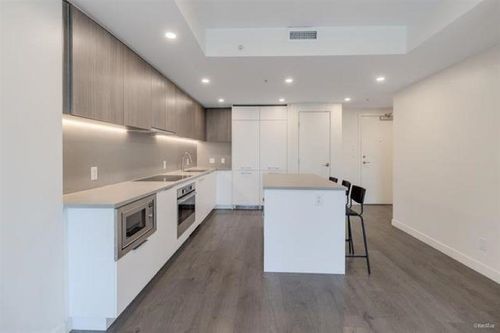 402-13318 104 Ave, Surrey, BC, V3T0R2 | Card Image