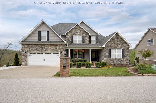 305 Wynterhall Ln, South Charleston, WV, 25309-8422 | Card Image