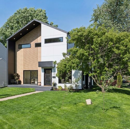 5900 Abbott Ave S, Edina, MN, 55410-2812 | Card Image