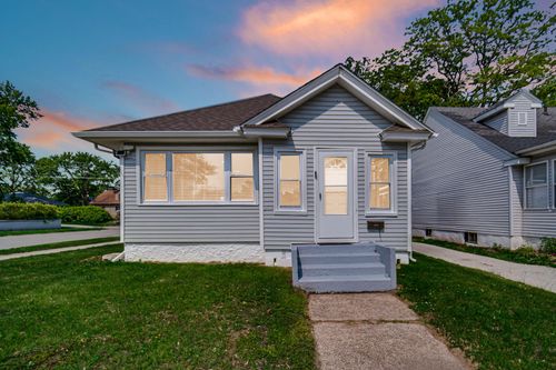 202 N Calumet Ave, Michigan City, IN, 46360-5015 | Card Image