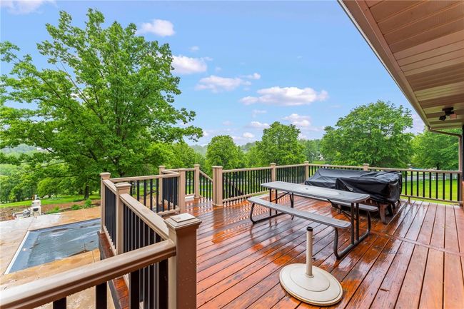 857 E Mcmurray Rd, House other with 3 bedrooms, 3 bathrooms and 2 parking in Peters Twp PA | Image 33
