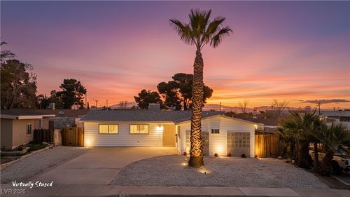 3012 Palm Springs Way, Las Vegas, NV, 89102-5966 | Card Image