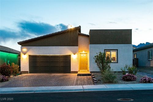 10125 Sequoia Falls Pl, Las Vegas, NV, 89149-4065 | Card Image