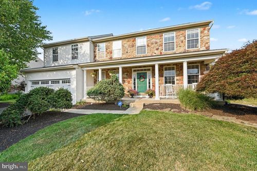 203 Crittenden Dr, Newtown, PA, 18940-1323 | Card Image