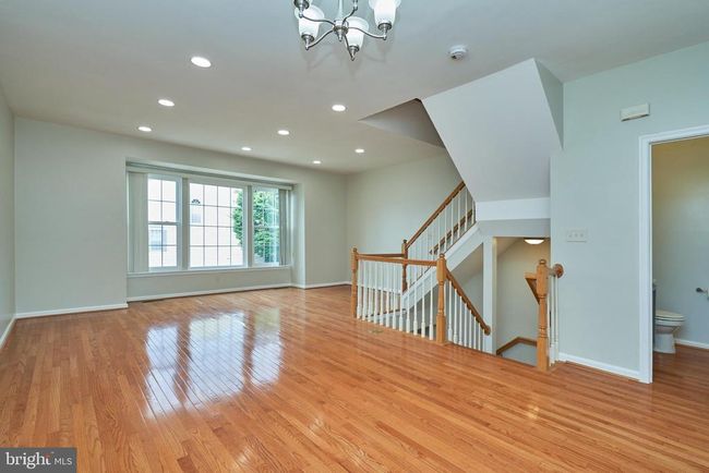 6362 Dakine Cir, Townhouse with 3 bedrooms, 4 bathrooms and null parking in SPRINGFIELD VA | Image 13