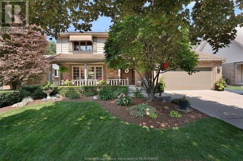 3466 Driftwood Dr, Windsor, ON, N9E4A9 | Card Image