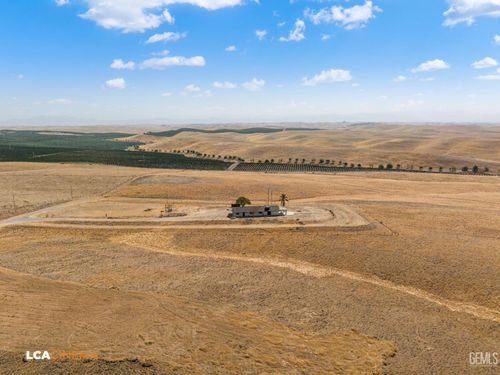 15662 Highway 65, Mc Farland, CA, 93250 | Card Image