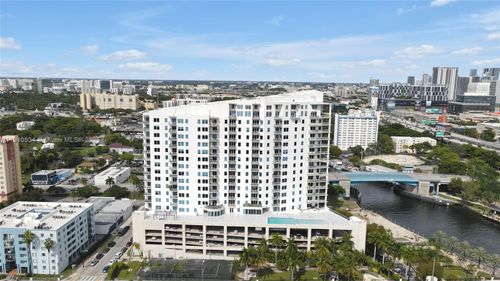 apt-1509-10 Sw South River Dr, Miami, FL, 33130-1481 | Card Image