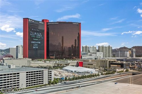 2414-2000 N Fashion Show Dr, Las Vegas, NV, 89109-1936 | Card Image