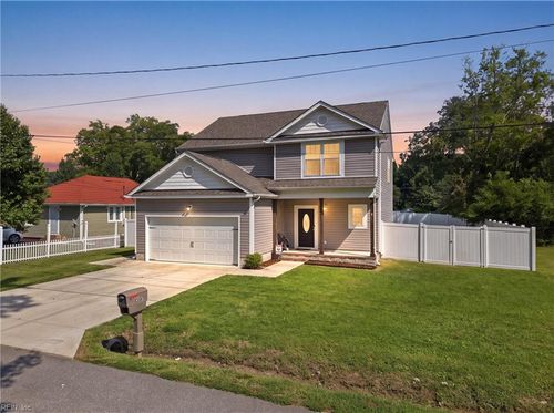 8324 Hudgins Cir, Suffolk, VA, 23436-1240 | Card Image