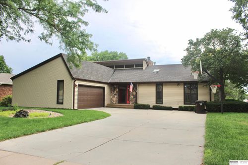 3421 S 76th St, Lincoln, NE, 68506-4616 | Card Image