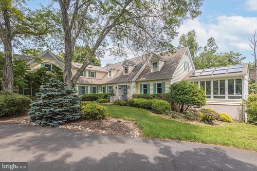 1045 Washington Crossing Rd, NEWTOWN, PA, 18940-2707 | Card Image