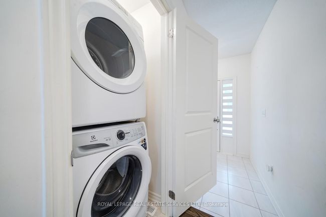 530 Danks Ridge Dr, House attached with 4 bedrooms, 3 bathrooms and 1 parking in Ajax ON | Image 13