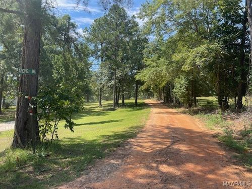 90 Archie Dr, Eufaula, AL, 36027-5311 | Card Image