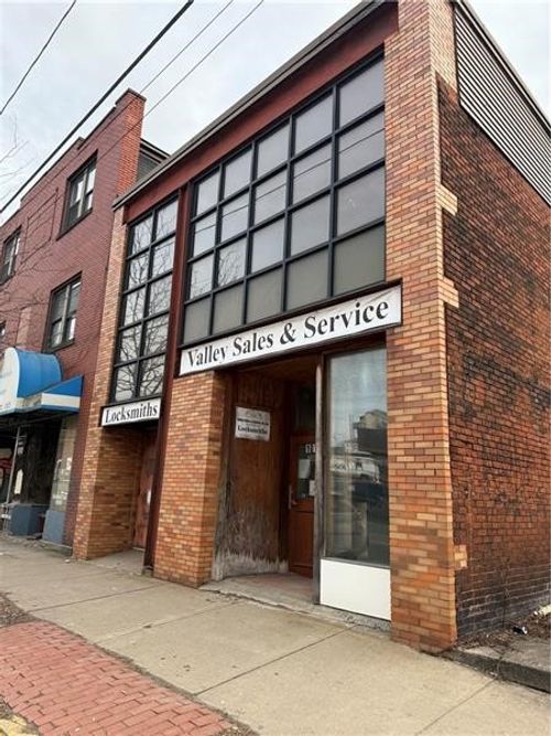 1012 Penn Ave, Wilkinsburg, PA, 15221-2347 | Card Image