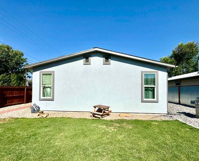 320 N Grand Avenue, House other with 3 bedrooms, 2 bathrooms and null parking in Montrose CO | Image 2