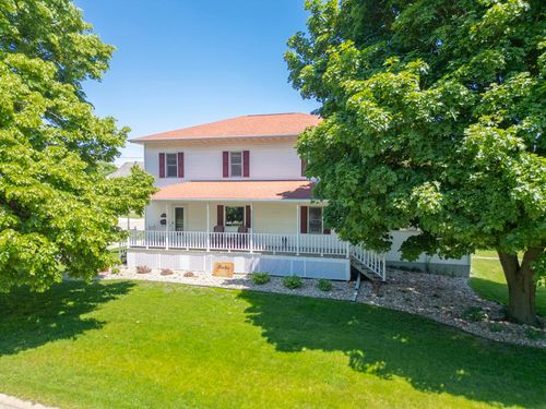 512 Pleasant St, Sumner, IA, 50674-1420 | Card Image