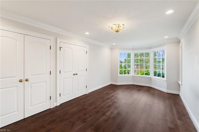 (3rd) En suite Guest Bedroom | Image 36