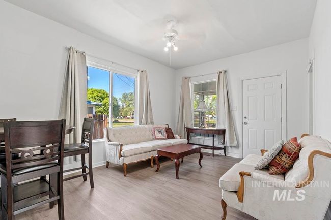 223 W Boulevard, House other with 6 bedrooms, 2 bathrooms and null parking in New Plymouth ID | Image 4