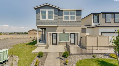 931 S Zeelar St, Kennewick, WA, 99336-5786 | Card Image