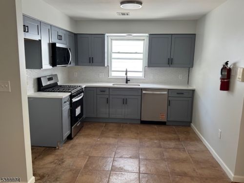 2-74 Kenmore Ave, Newark, NJ, 07106-1026 | Card Image