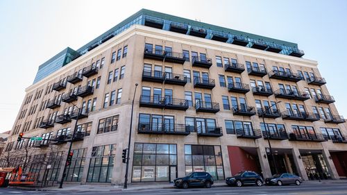 505-1645 W Ogden Ave, Chicago, IL, 60612-4376 | Card Image