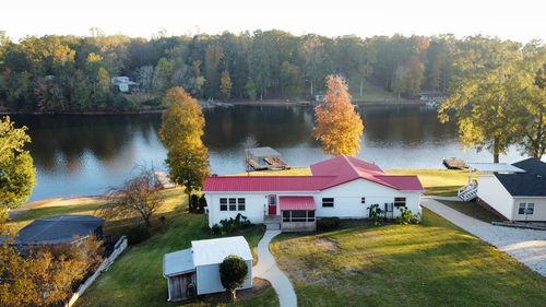 587 Nance Rd, Abbeville, SC, 29620-3372 | Card Image