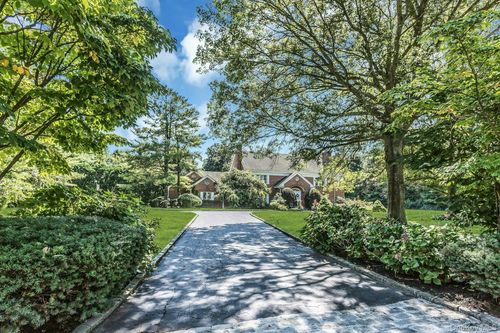 10 High Meadow Ct, Glen Head, NY, 11545-2814 | Card Image