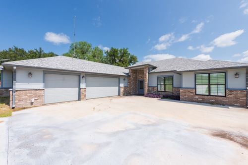 313 Lakeshore Dr, Sandia, TX, 78383-5681 | Card Image