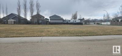 24 Monterey Estate, Home with 0 bedrooms, 0 bathrooms and null parking in Wetaskiwin AB | Image 3