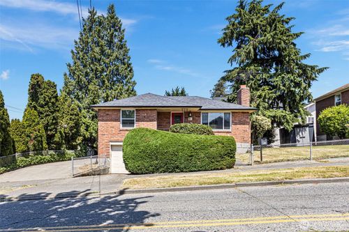 1210 S Lucile St, Seattle, WA, 98108-2332 | Card Image