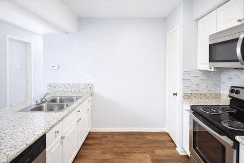 apt-138-8100 Cambridge St, Houston, TX, 77054-3165 | Card Image