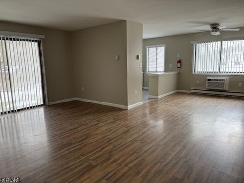 3-3331 State Rt 94, Hamburg, NJ, 07419-2506 | Card Image