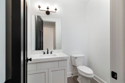 7538 Brunswick Dr, Washington Township, MI, 48095 | Card Image