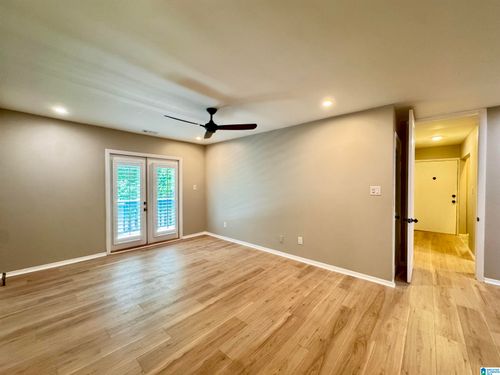 1108-1108 Woodland Vlg, Vestavia Hills, AL, 35216-1126 | Card Image