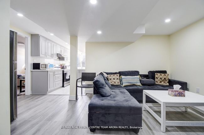 38 Rosewell Cres, House other with 8 bedrooms, 6 bathrooms and 4 parking in Georgetown ON | Image 34