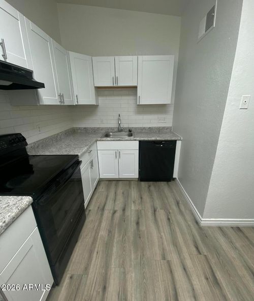 2-2580 S Yavapai Road, Apache Junction, AZ, 85119 | Card Image