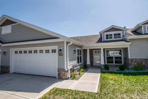 1063 Anchor Ave, West Bend, WI, 53095-1232 | Card Image
