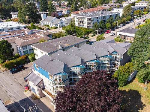 205-15154 Roper Ave, White Rock, BC, V4B2E7 | Card Image
