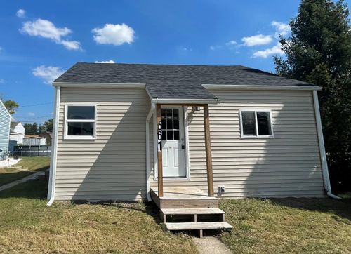 561 Grayton Rd, Kingsford Heights, IN, 46346-3329 | Card Image