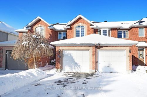 {{alt}} | Card Image