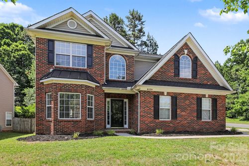 8539 Suttonview Dr, Charlotte, NC, 28269-5226 | Card Image