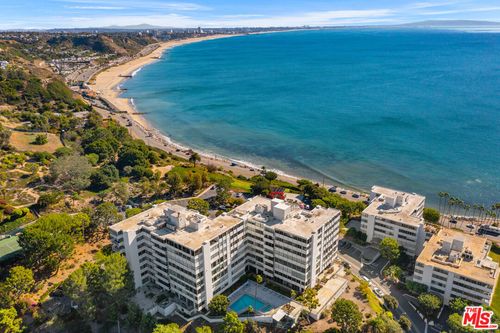 605-d-17352 W Sunset Boulevard, Pacific Palisades, CA, 90272 | Card Image