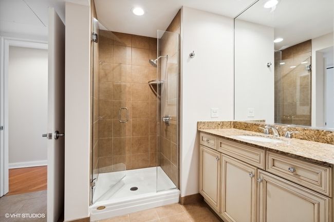 APT-3102 - 130 N Garland Ct, Home with 3 bedrooms, 2 bathrooms and null parking in CHICAGO IL | Image 24