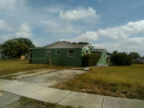2951 Nw 208th Ter, Miami Gardens, FL, 33056-1440 | Card Image