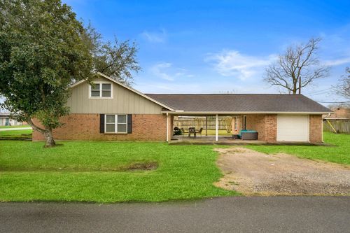 702 S 2nd St, La Porte, TX, 77571-5139 | Card Image