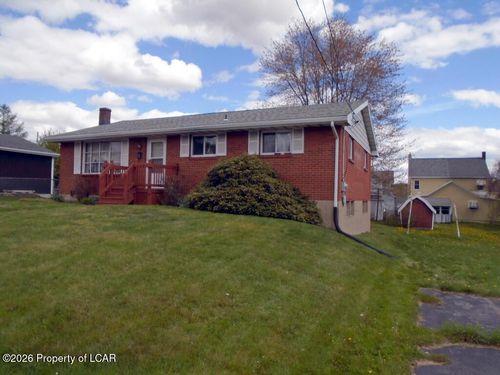 74 Trettle St, Beaver Meadows, PA, 18216-2202 | Card Image
