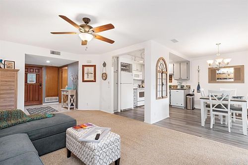 h-520 Via De La Valle, Solana Beach, CA, 92075-2475 | Card Image