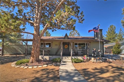437 San Martin Dr, Big Bear City, CA, 92314-9185 | Card Image