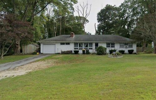 1639 Bulgarmarsh Rd, Tiverton, RI, 02878-2514 | Card Image